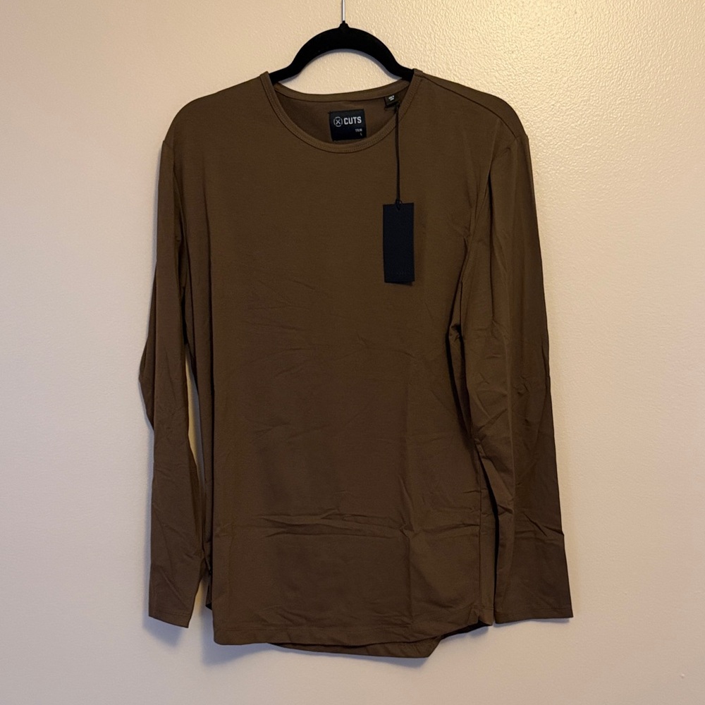 Cuts Clothing Men's Tan Long Sleeve Tee